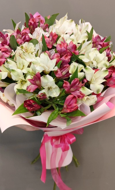 Букет альстромерий «Колибри»