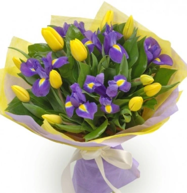 Букет «Тюльпаны с ирисами»