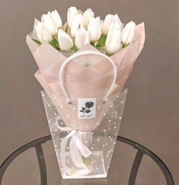 Букет «Объятие весны»