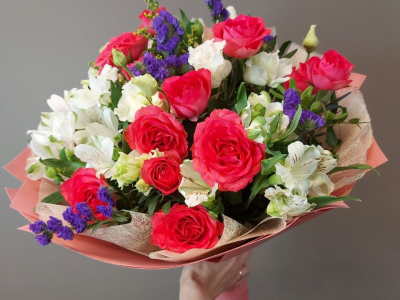 Сборный букет «Белла линда»