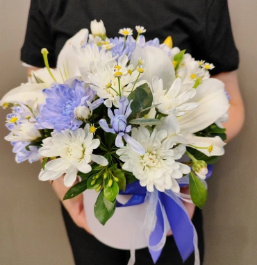 Цветы в коробке «Летний день»