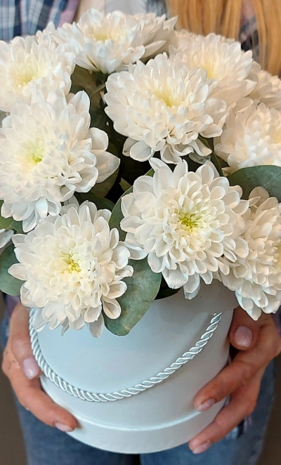 Композиция в коробке «Белоснежный вальс»