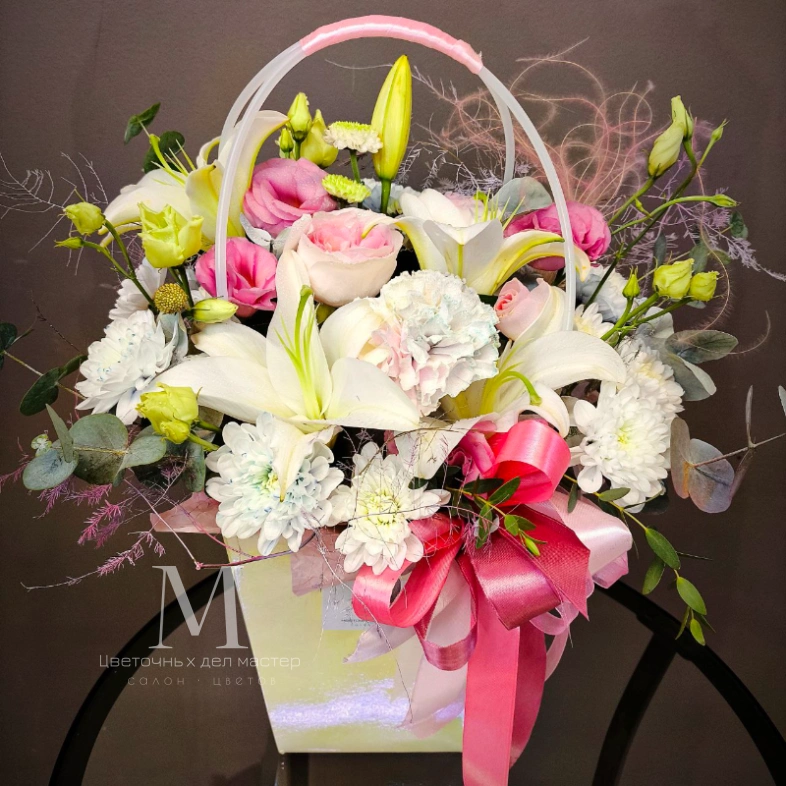 Композиция в сумочке &laquo;Нежное очарование&raquo;