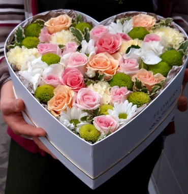 Композиция в коробочке «От чистого сердца»