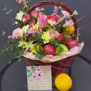 Фруктовая композиция в корзине «Изобилие»