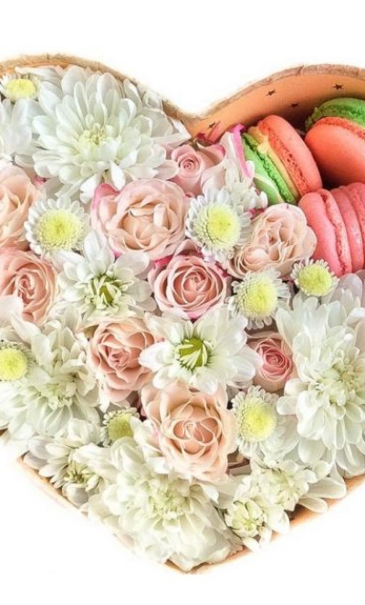 Композиция с макаронс «Зефирная нежность»