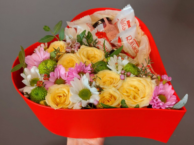 Композиция в коробочке «Сладкое признание»