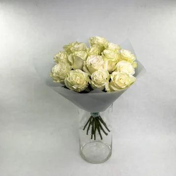 Букет роз «Первый снег»