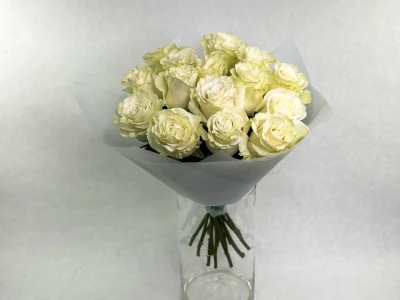 Букет роз «Первый снег»