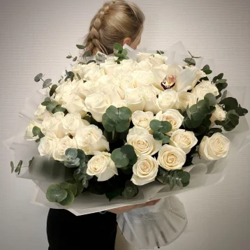 Букет роз «Светлые намерения»