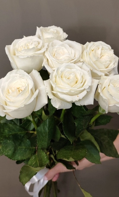 Букет «9 белых роз»