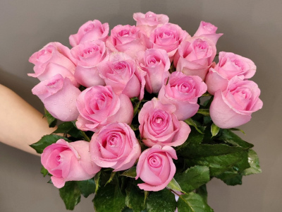 Букет  «из 17 розовых роз»