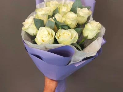 Букет белых роз «Данон»