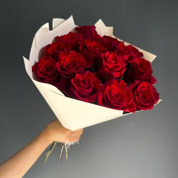 Букет роз «Романтическая страсть»