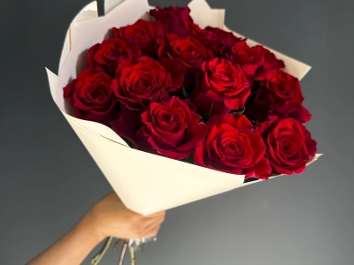 Букет роз «Романтическая страсть»