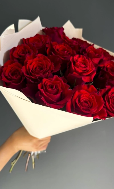 Букет роз «Романтическая страсть»