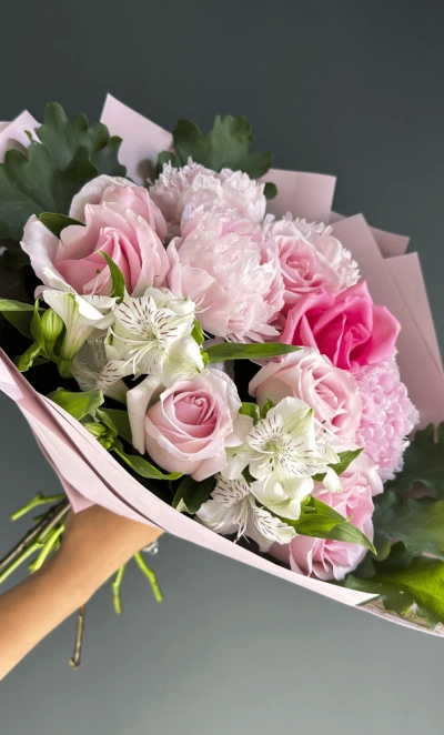 Сборный букет «Розали»