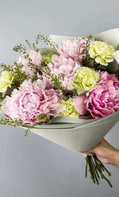 Букет с пионами «Всплеск»