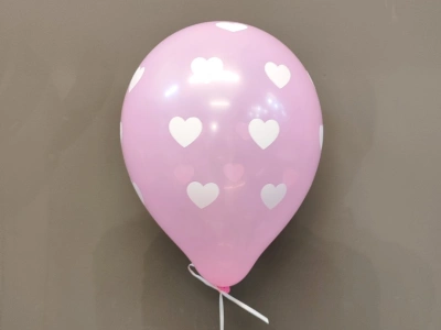 Шарик «С сердечками» розовый