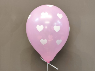 Шарик «С сердечками» розовый