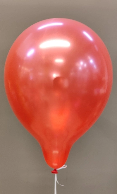 Шар красный