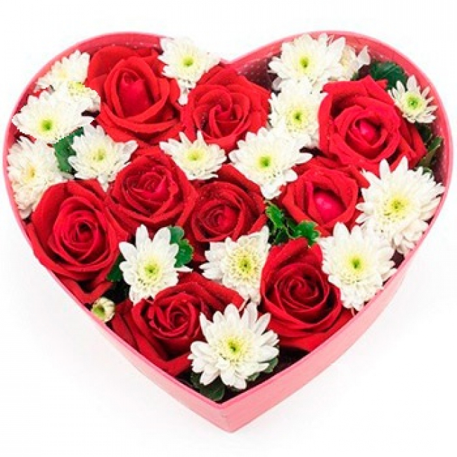 Композиция в коробочке «Сердце с цветами» от «Цветочных дел Мастер»