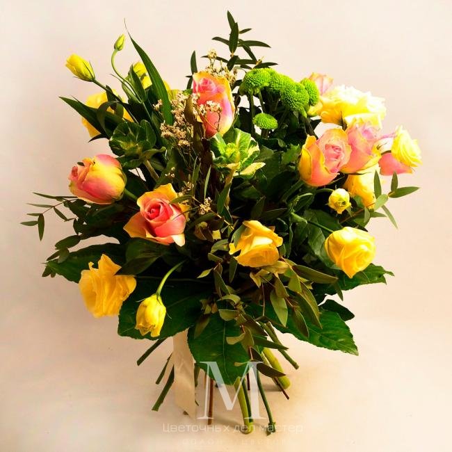 Букет «Романтичный» от интернет-магазина «Цветочных дел Мастер»