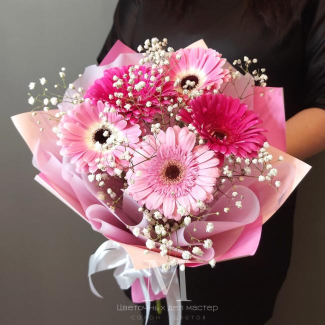Букет «Розовые герберы» от интернет-магазина «Цветочных дел Мастер»