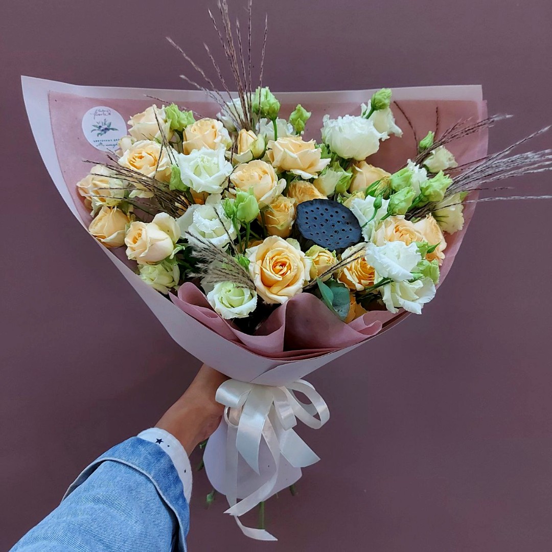 Сборный букет «Особенный»