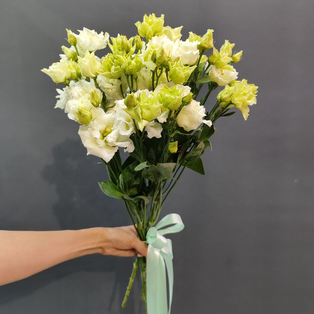 Монобукет «из 5 эустом»