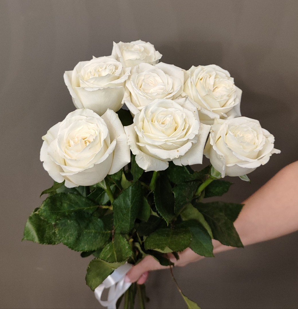 Букет «9 белых роз»