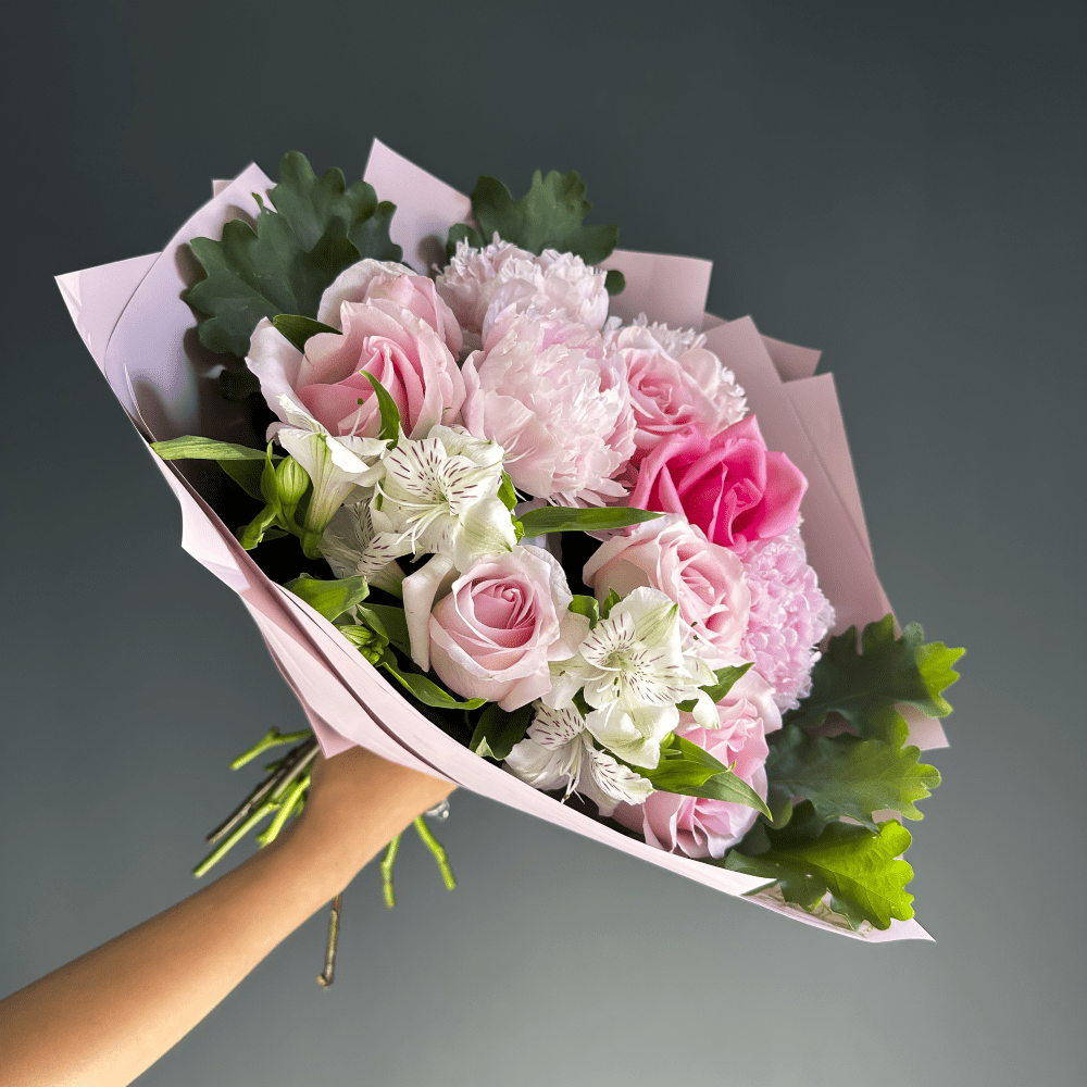 Сборный букет «Розали»